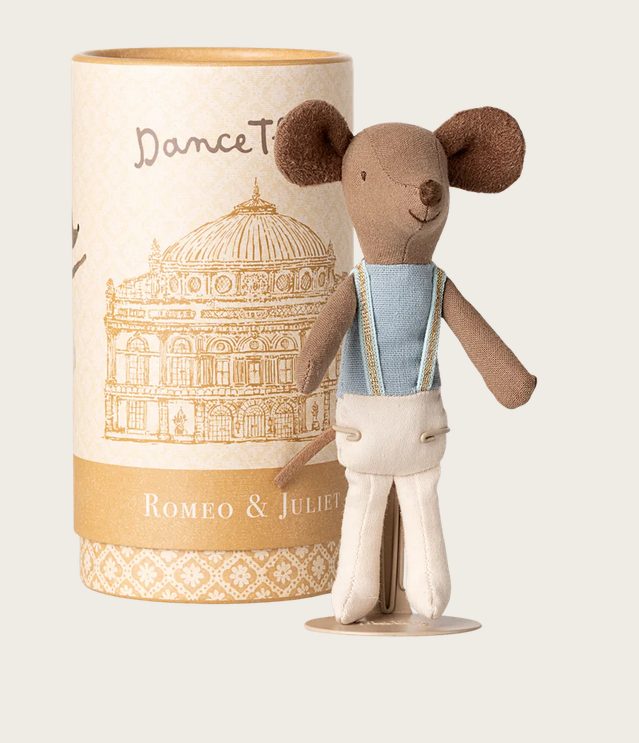 Souris danseur de ballet, Grand frère