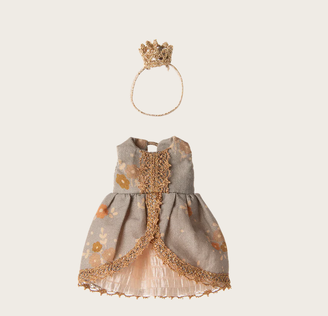 Prinzessin Kleid, Große Schwester Maus