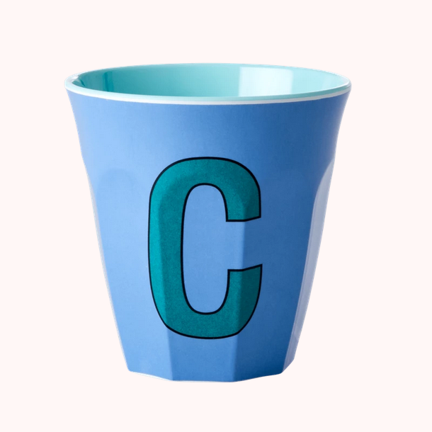 Buchstabe C blau Becher Medium Melamim