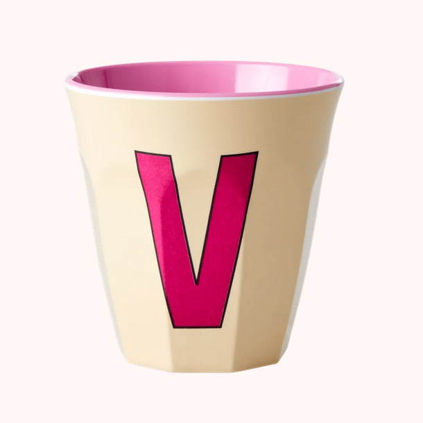 Buchstabe V Creme Medium Melamin Becher