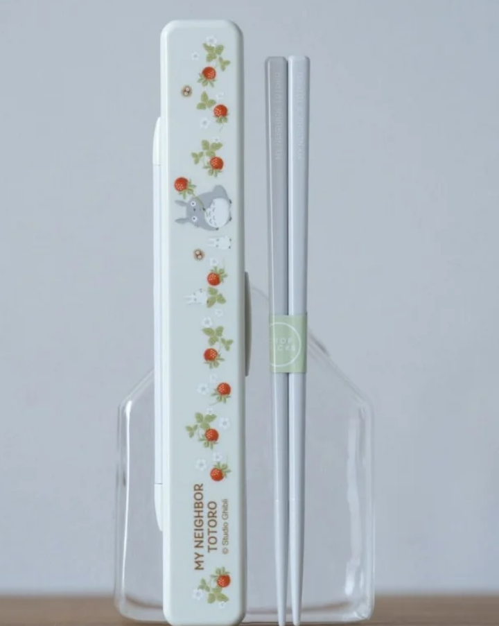 Box mit Essstäbchen 18 cm Himbeer-Kollektion - Mein Nachbar Totoro