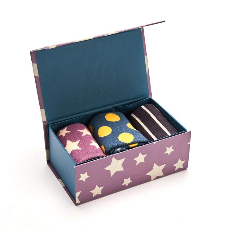 SPOTS STRIPES STARS SOCKS BOX